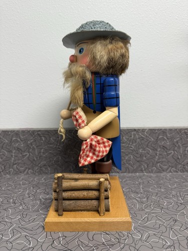 Vintage Erzgebirge Freiberger 11” Wood Cutter Nutcracker Made in Germany - Picture 3 of 9