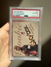 2003 #75 Dwayne Wade Skybox Autographics Rookie Card /1500 PSA 10 (Pop 6!!). rookie card picture