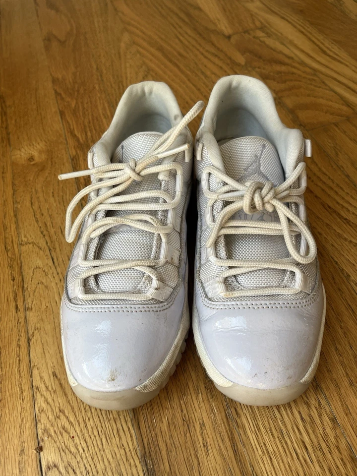 Jóvenes Niños Nike Air Jordan 11 Retro Bajo Puro Violeta 580522-101 Talla 2.5Y Foto 2 de 4