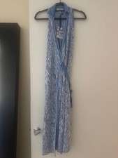 Diane Von Furstenberg for Target Sleevless Wrap Dress Color Blue & White Size XS