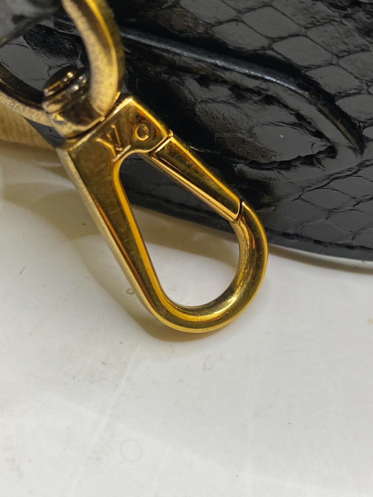 LOUIS VUITTON Python Shoulder Strap Leather black - image 9
