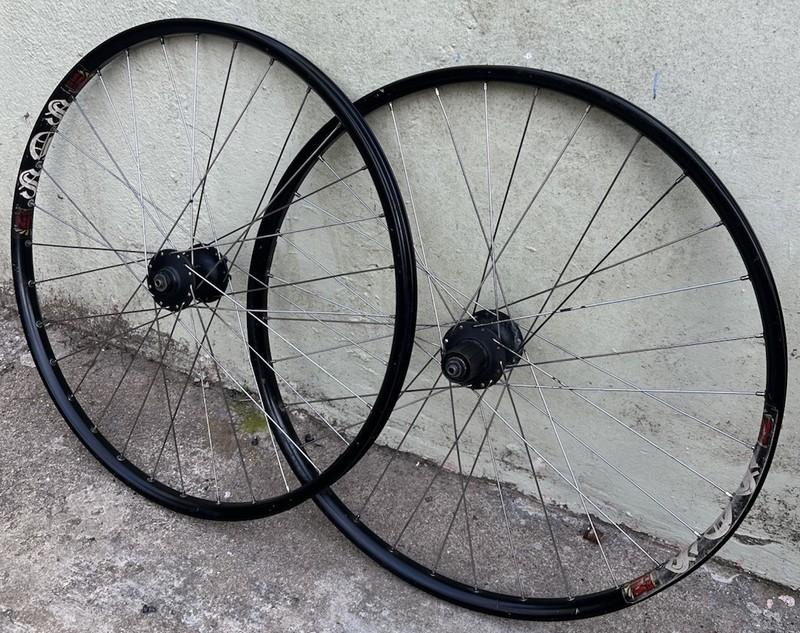 Sun rims SOS 26” With Shimano Hubs disc Wheelset
