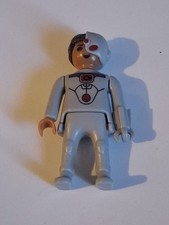 Spielzeug - Kinder &Uuml;berraschung - DC Comics - Playmobil - Cyborg - VC300
