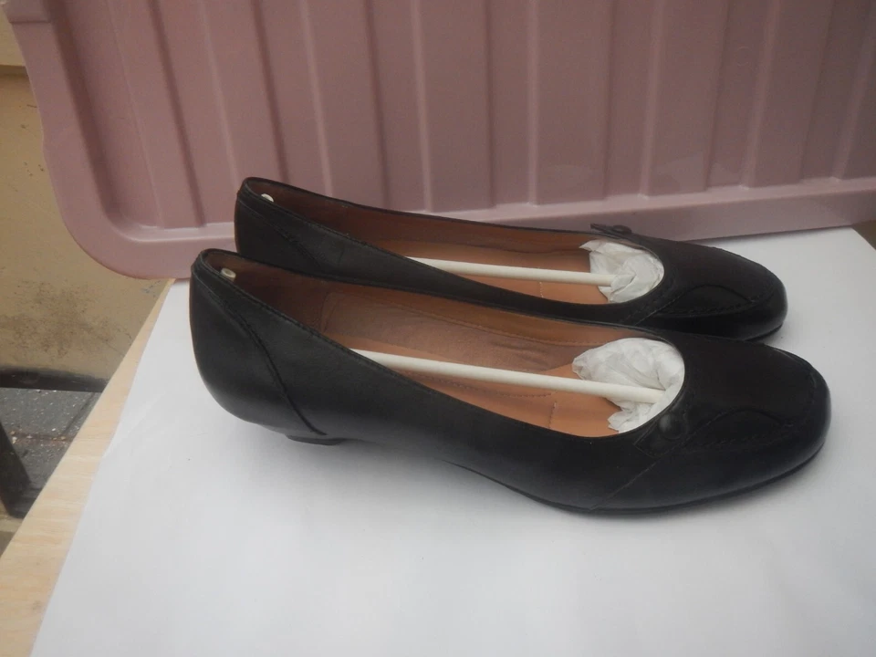 CLARKS BLACK LEATHER SML WEDGE HEELS SIZE 8 D E NEW - Image 4 of 4
