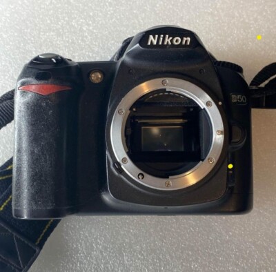 Nikon D50 6.1MP Digital SLR Camera Silver   See Photos