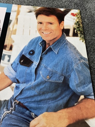 Cliff Richard From A Distance Tour Programme 1990 Vintage UK Music Book - Picture 12 of 13