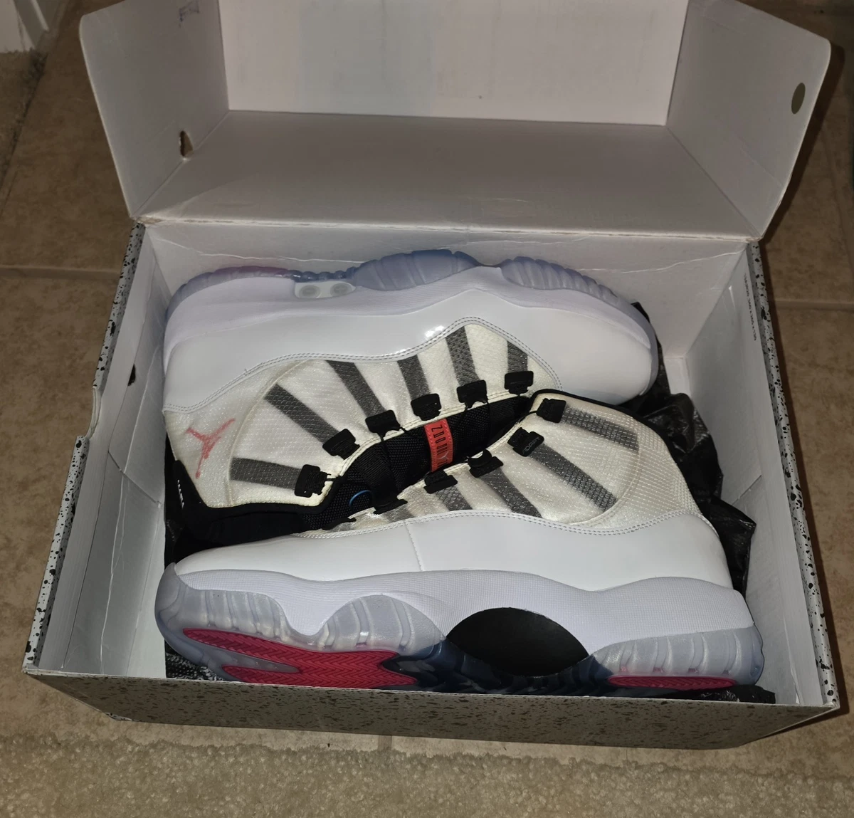 Jordan 11 ‘adapts” size 10 with OG box and charger Jordan 11 Adapt White | eBay main image 4