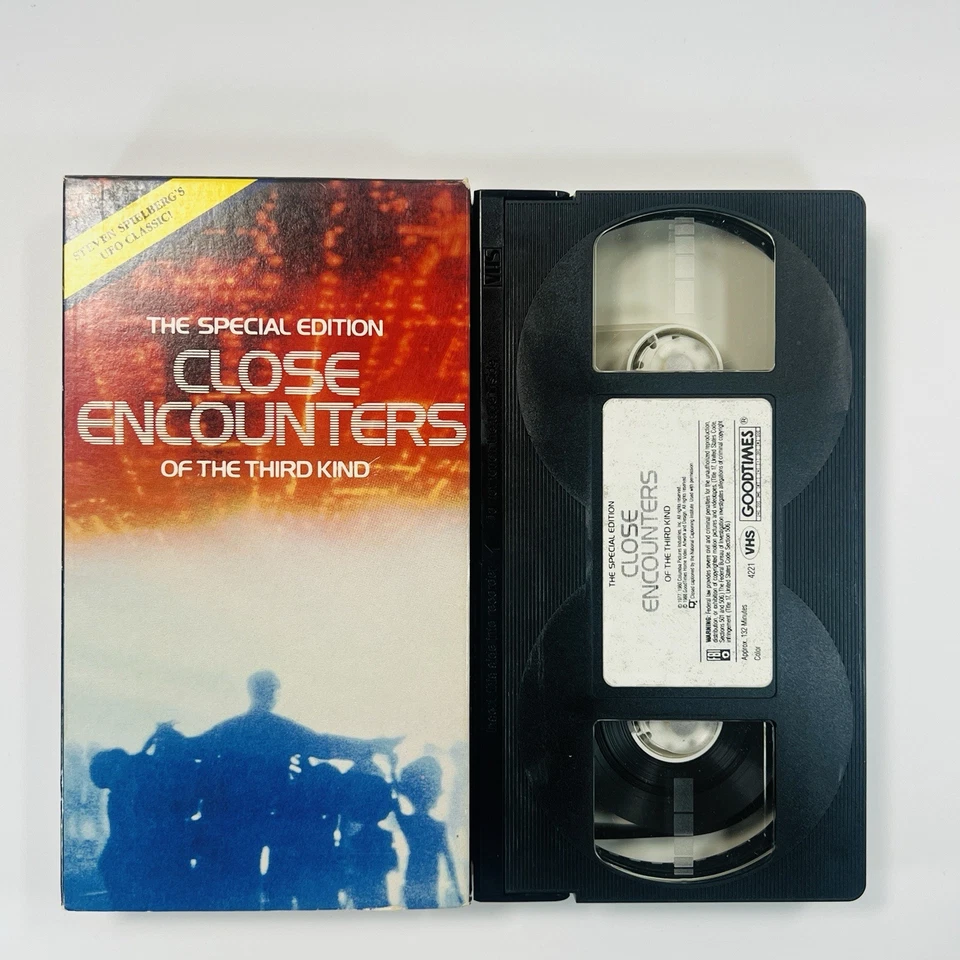 Close Encounters of the Third Kind (VHS, 1988) Special Edition – Rare – Like New - Image 3 of 4
