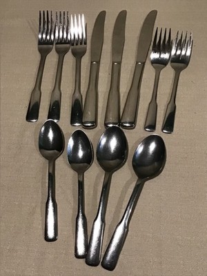 Lot Of 12 Wm A Rogers By Oneida Ltd Stainless ''Friendship'' Pattern Flatware