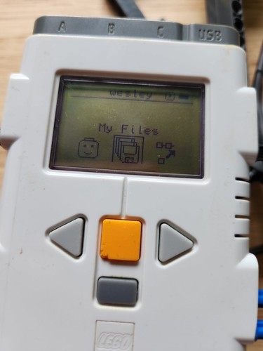 Lego Mindstorms NXT Intelligent Brick Motors & Cables Tested - Picture 2 of 9