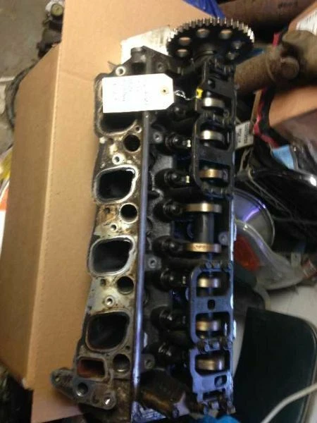 Culata de conductor 8-280 4,6 L gasolina compatible con 01-11 Lincoln & Town Car 61911 Foto 3 de 4