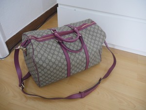 gucci duffle bag