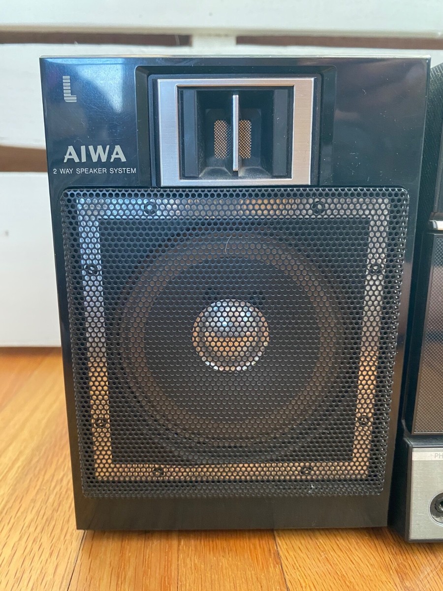 Aiwa CA-25 Stereo Boombox - Retro Vintage. Cassette player Aiwa CA-25 Stereo Boombox - Retro Vintage. Cassette player
