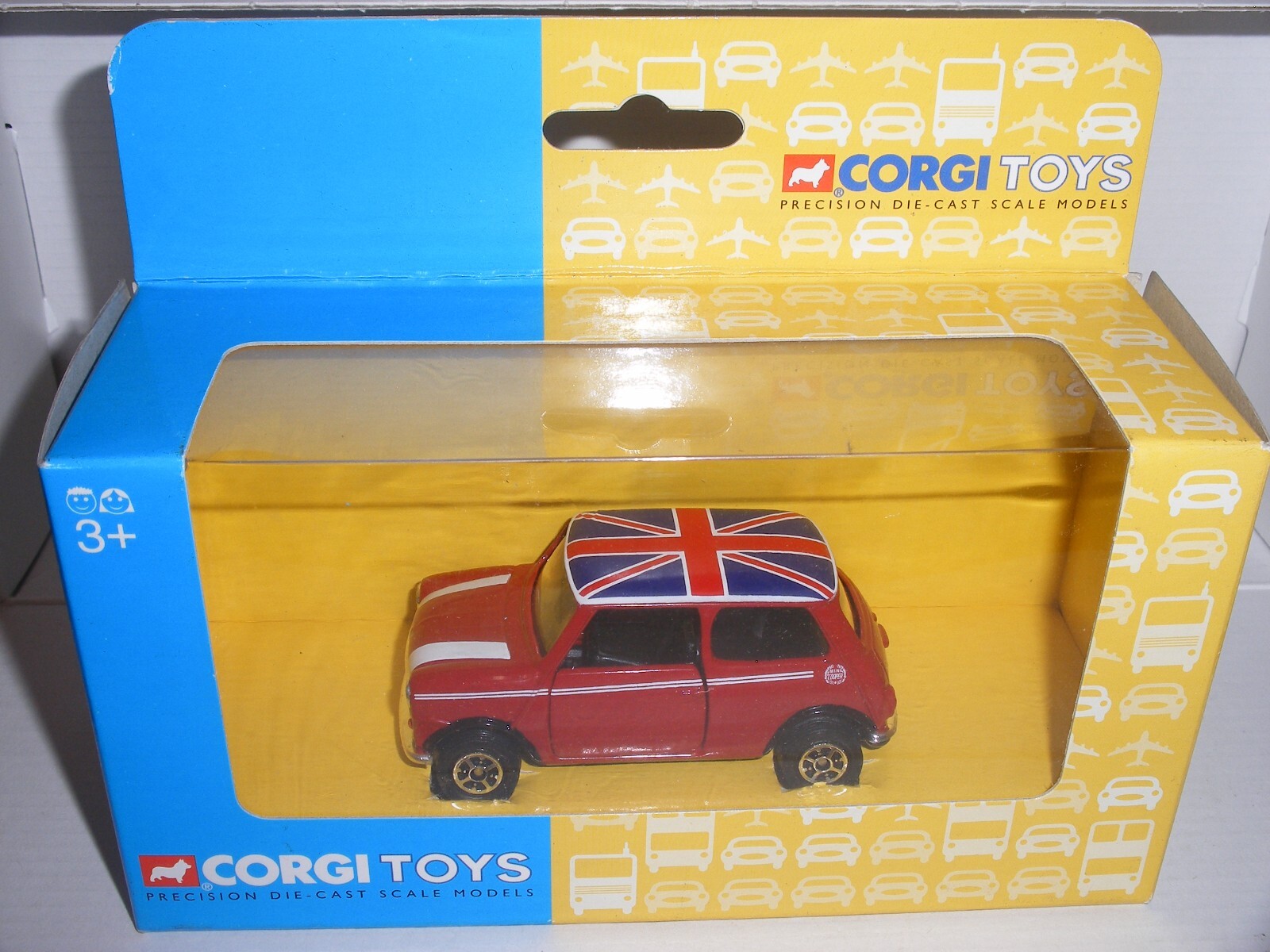 CORGI Car - TY82248 Union Jack Red Mini - NEW