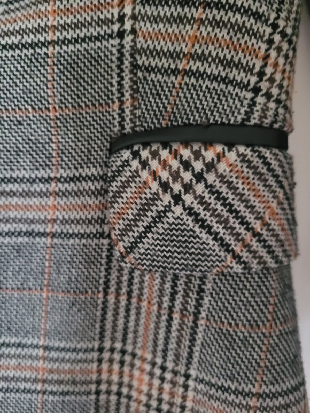 Picture 3 of 6