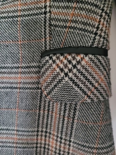 Check Blazer - Picture 3 of 6