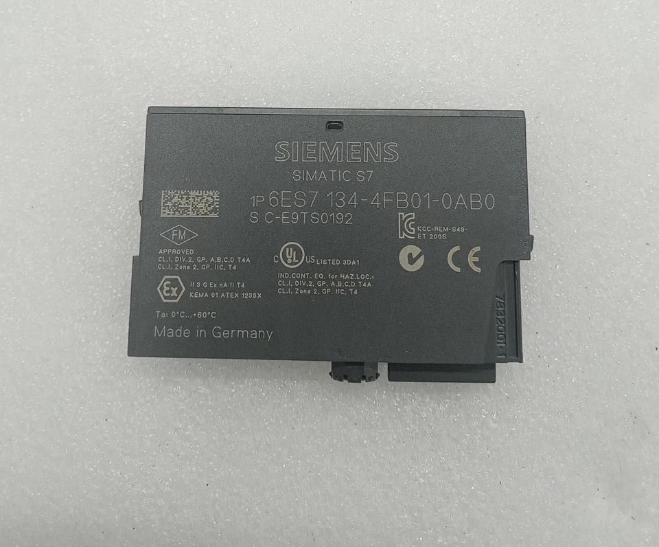 Siemens Simatic S7 1P 6ES7 134-4FB01-0AB0 Analog Input Modulo 6ES71344FB010AB0 - Immagine 2 di 4
