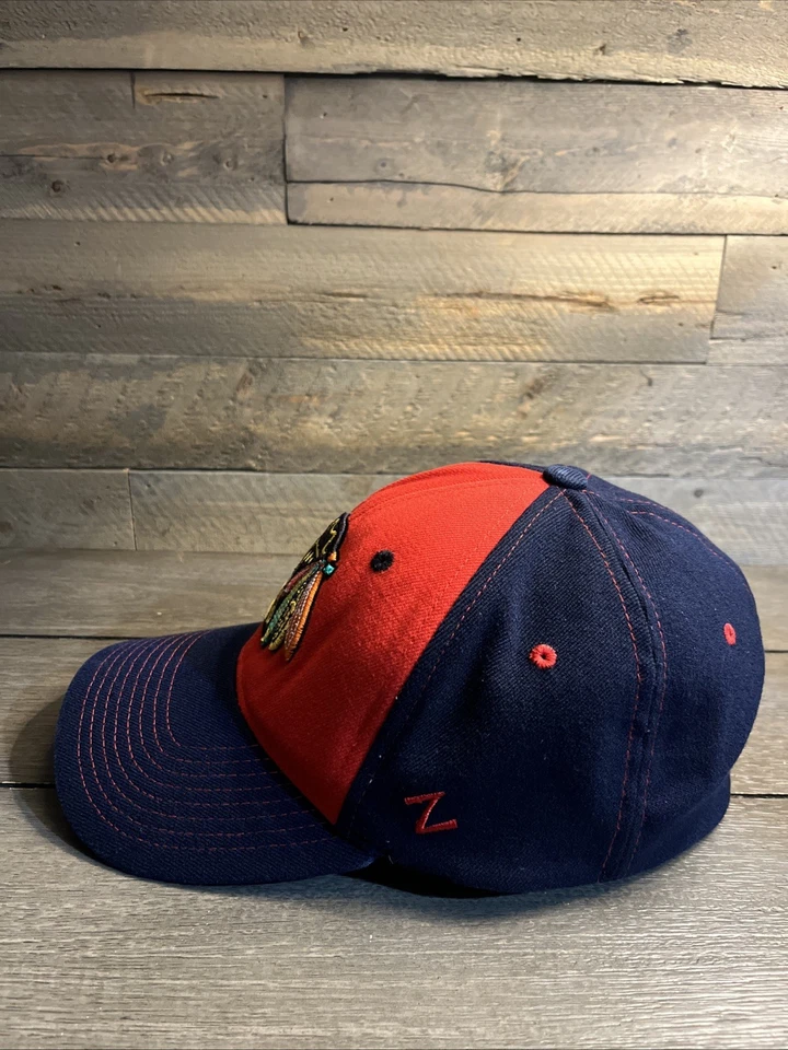 Chicago Blackhawks NHL Zephyr Z Fit Navy Red Embroidered Cap Hat Stretch Fitted - Image 2 of 4