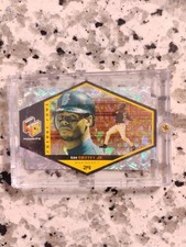 1999 Upper Deck HoloGrFX - Die-cut Ken Griffey Jr #24