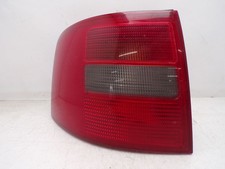 Rückleuchte links 4B9945095D AUDI A6 AVANT (4B5) 1.8 T