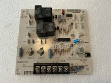 Carrier Bryant HH84AA020 HVAC Furnace Control Circuit Board