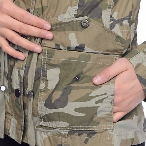 Jac Vanek JV Women’s Forever Hungry Green Camoflauge Graphic Jacket Size Medium - Picture 8 of 9