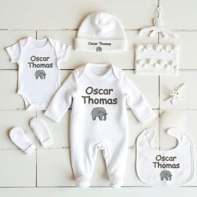 PERSONALISIERTE Unisex Elefant Babykleidung Strampler, Weste Lätzchen und Mütze Babygeschenk