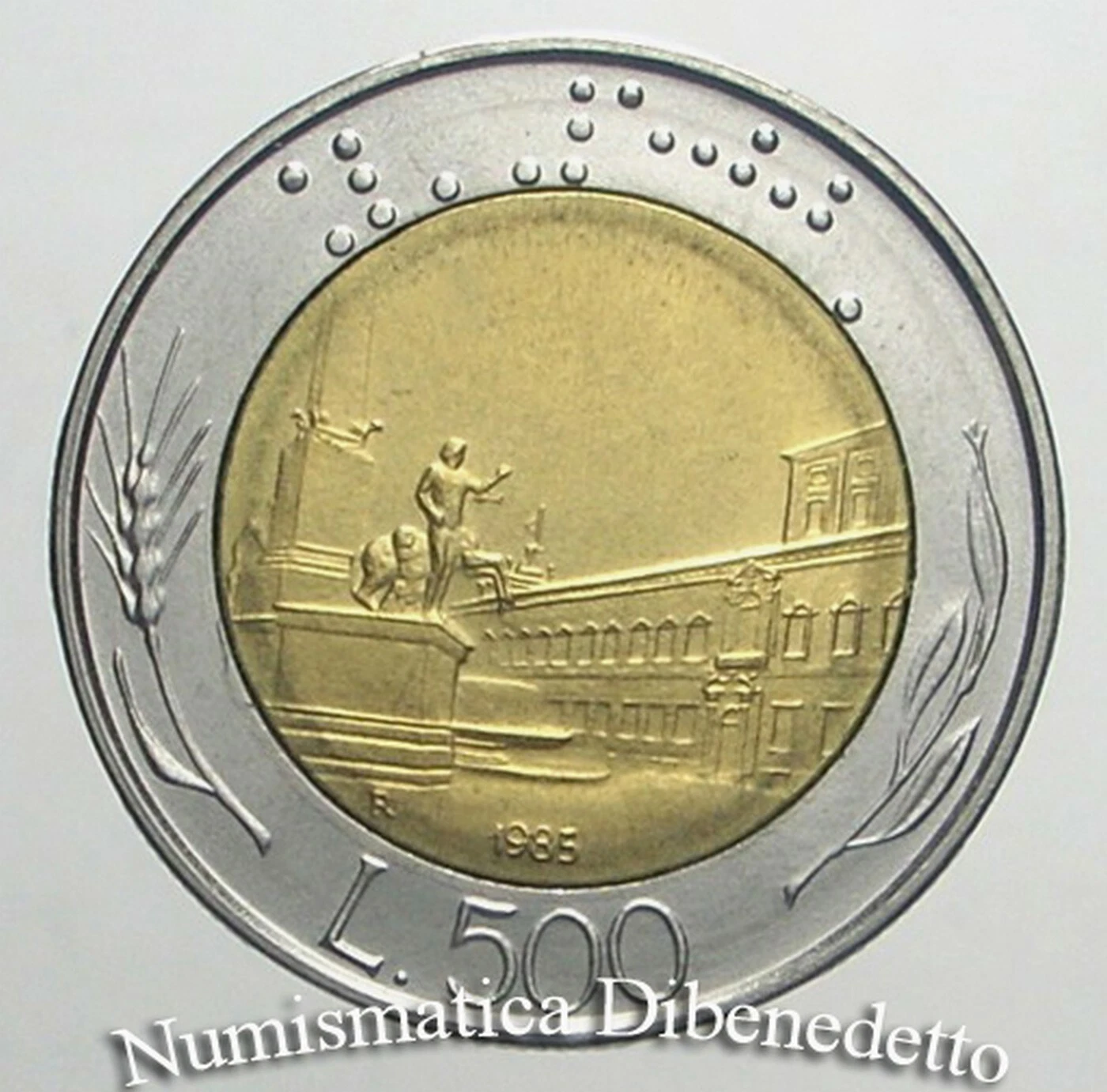 Foto 1 di 25
