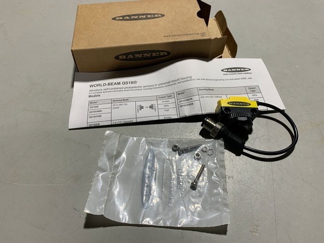 Banner World Beam Qs18vp6lpq5 Mini Photoelectric Sensor Brand New