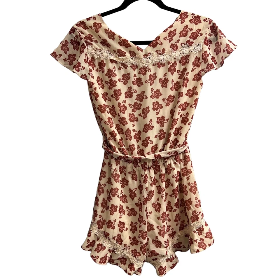 Mameluco Tularosa Mujer S Beige Floral Gasa Crochet Detalle Corbata Cintura Boho Foto 2 de 4