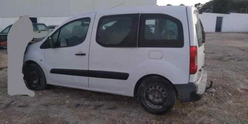 E943R000016 Luna Delantera Izquierda para CITROEN BERLINGO 2011 659196 - Imagen 7 de 7
