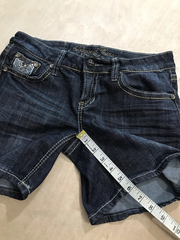 Pantalones cortos de mezclilla con costuras gruesas adornados talla 11/30 Request para mujer Foto 4 de 4