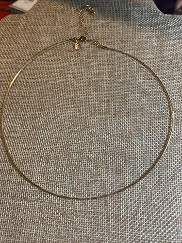 JOAN RIVERS Gold-Toned RIBBED Semi Rigid COLLAR NECKLACE Adjusts 15-18 inches - Picture 6 of 12