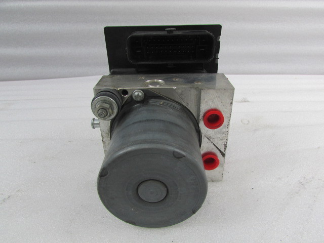 Maserati Quattroporte, Anti-Lock Brake Control, Used, P/N 267422