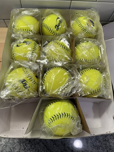 Neu im Karton Baden Classic M USSSA synthetische Abdeckung Slowpitch Softbälle 12 Zoll 10er-Pack - Bild 2 von 3