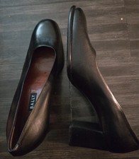 Vintage Bally womens leather block heels