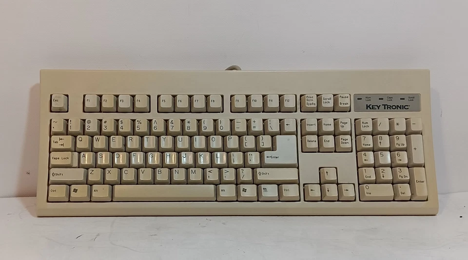 Keytronic KT800 KT800PS2USC Wired Keyboard - Image 3 of 4