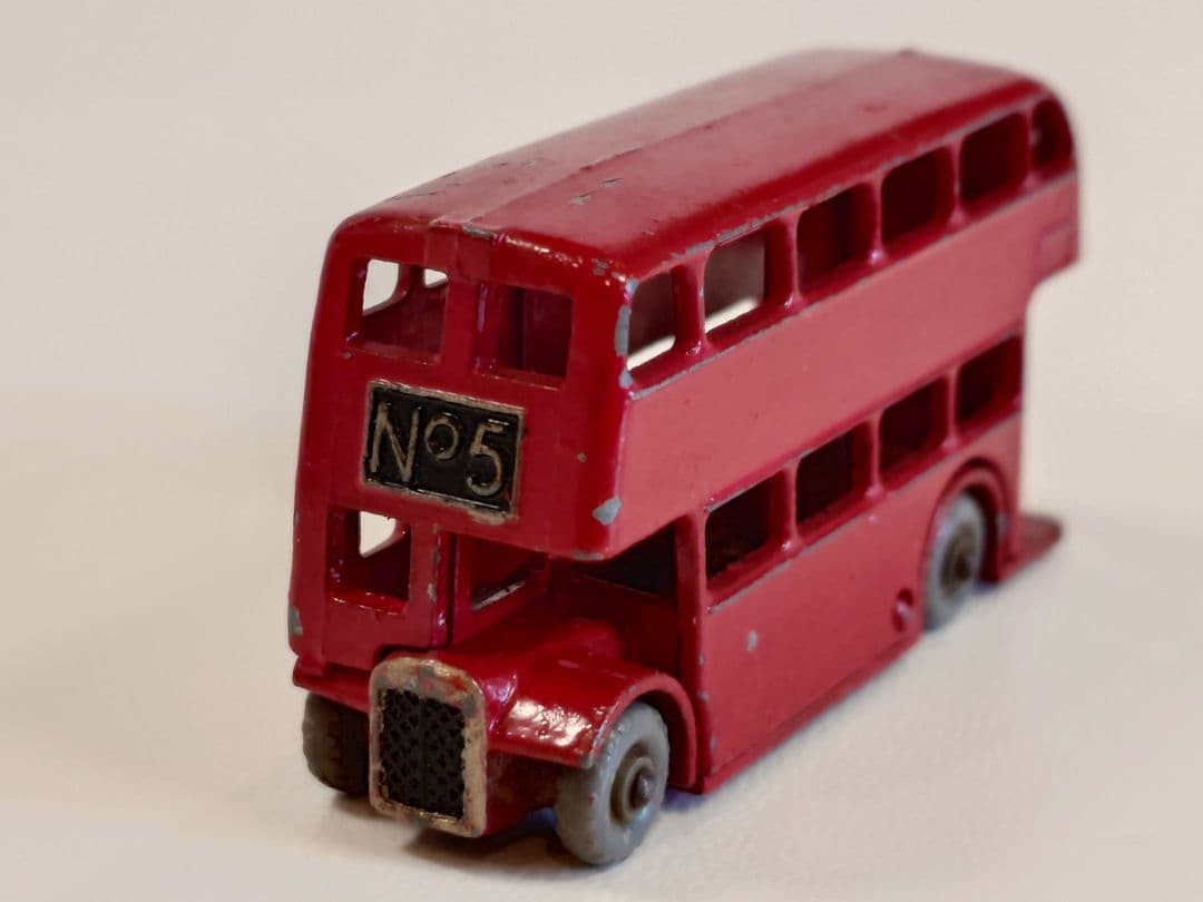 MATCHBOX No.5 LONDON BUS タイヤsilver 座席無し MATCHBOX No.5 LONDON BUS タイヤsilver 座席無し MATCHBOX No.5