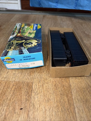 Remolques Athearn 5600 45 negros sin decorar | Condition: Used