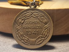 Finland - Order of the Freedom Cross 1941 - Good Condition (5) On Ribbon