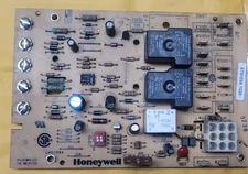 OEM Honeywell  ST9103A1028 Control Board ST9103A 1028  Furnace Control Board