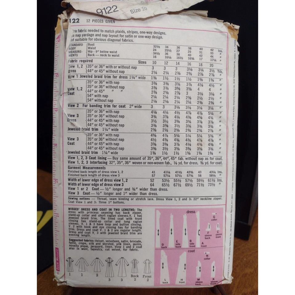 Vestido y abrigo vintage con patrón de simplicidad 9122 Misses en dos longitudes (1970) Foto 2 de 3