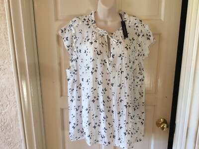 NWT Tamara H white with gray butterflies blouse size 3X
