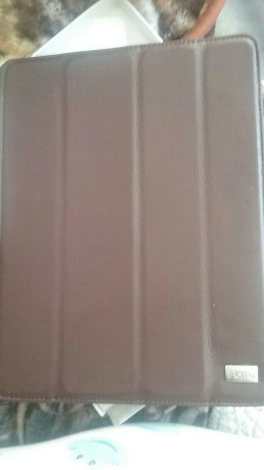 Libro inteligente de cuero genuino serie iHome para iPad 2 y almohadilla nueva regular $49,99/ Foto 2 de 4