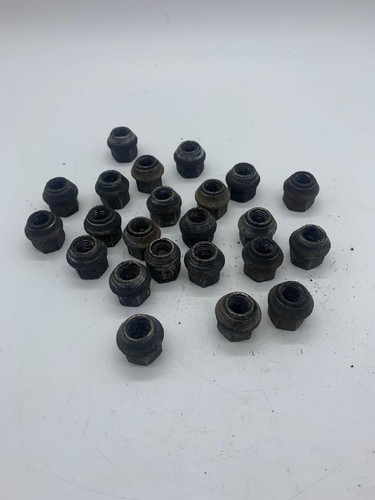 9598799 Lug Nuts TRAILBLAZER 2003 - Picture 2 of 8