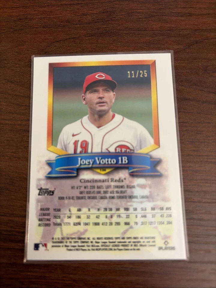 2021 Topps Finest Flashbacks black Refractor /25 Joey Votto #136 - Image 2 of 2
