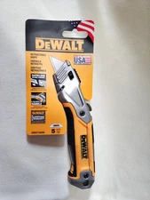DeWalt DWHT10046 Standard Retractable Utility Knife - Easy blade replacement