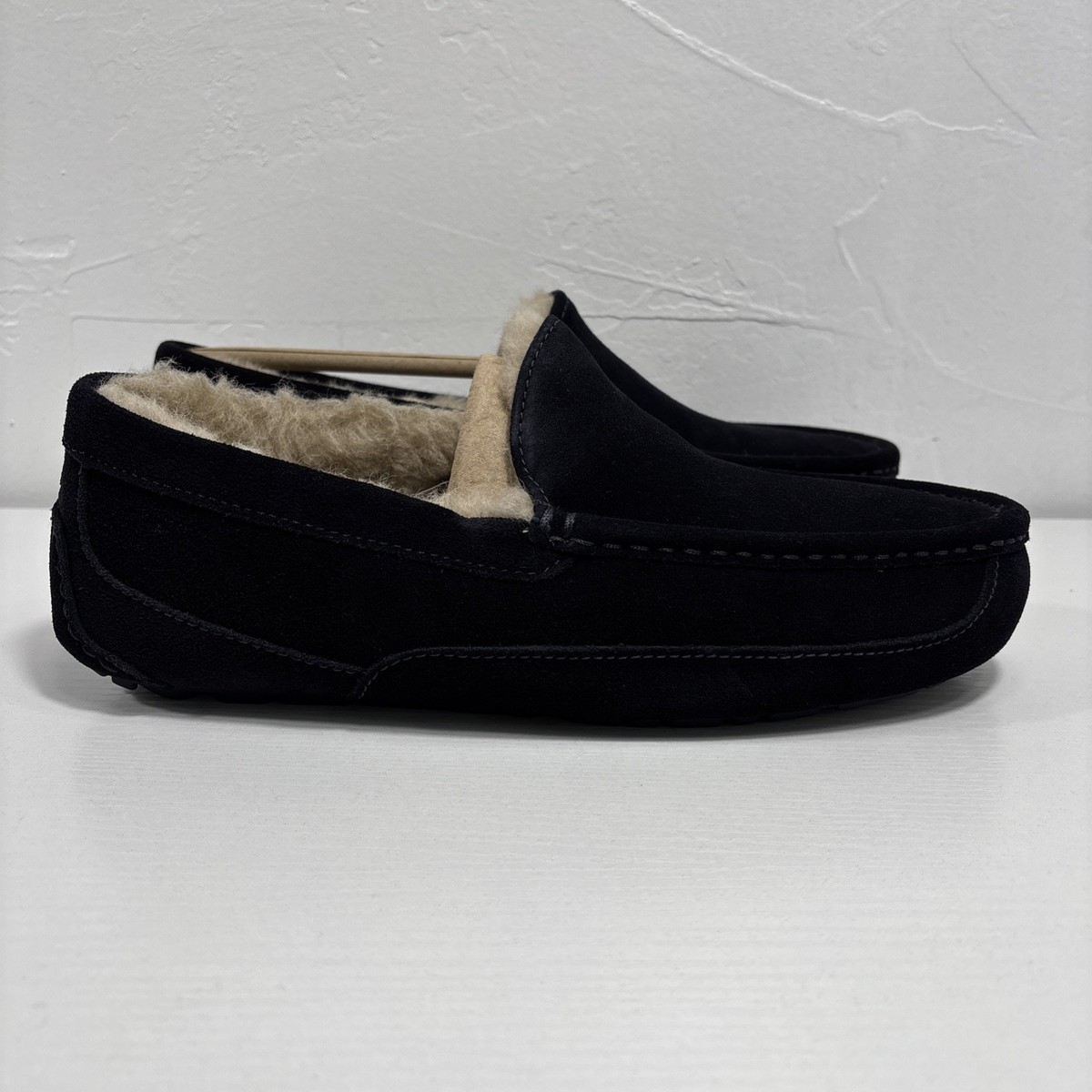 Ugg Australia‎ Ascot Comfort Lounge Slippers Men Size 12 Black Ascot Slipper for Men | UGG® main image 4