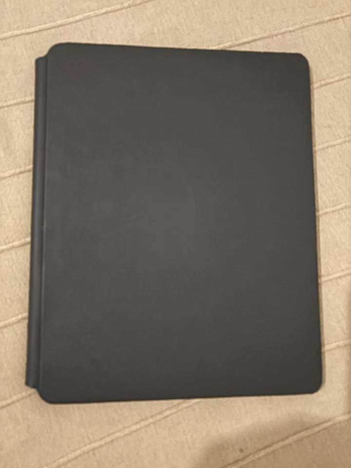 iPad Pro 12.9” Wi-Fi Terza Generazione con Magic Keyboard - Immagine 4 di 4