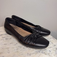 CLARKS Artisan Size 7 M Black Leather Women's Flats Shoes Comfort -F1